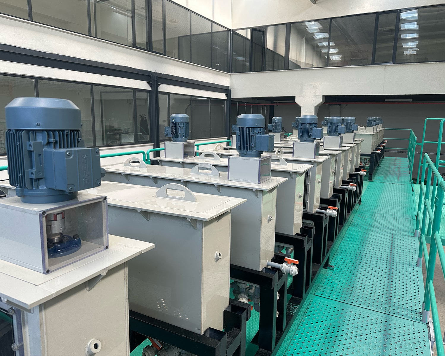 Mixer-settler stages with agitator drives in a battery recycling solvent extraction plant
